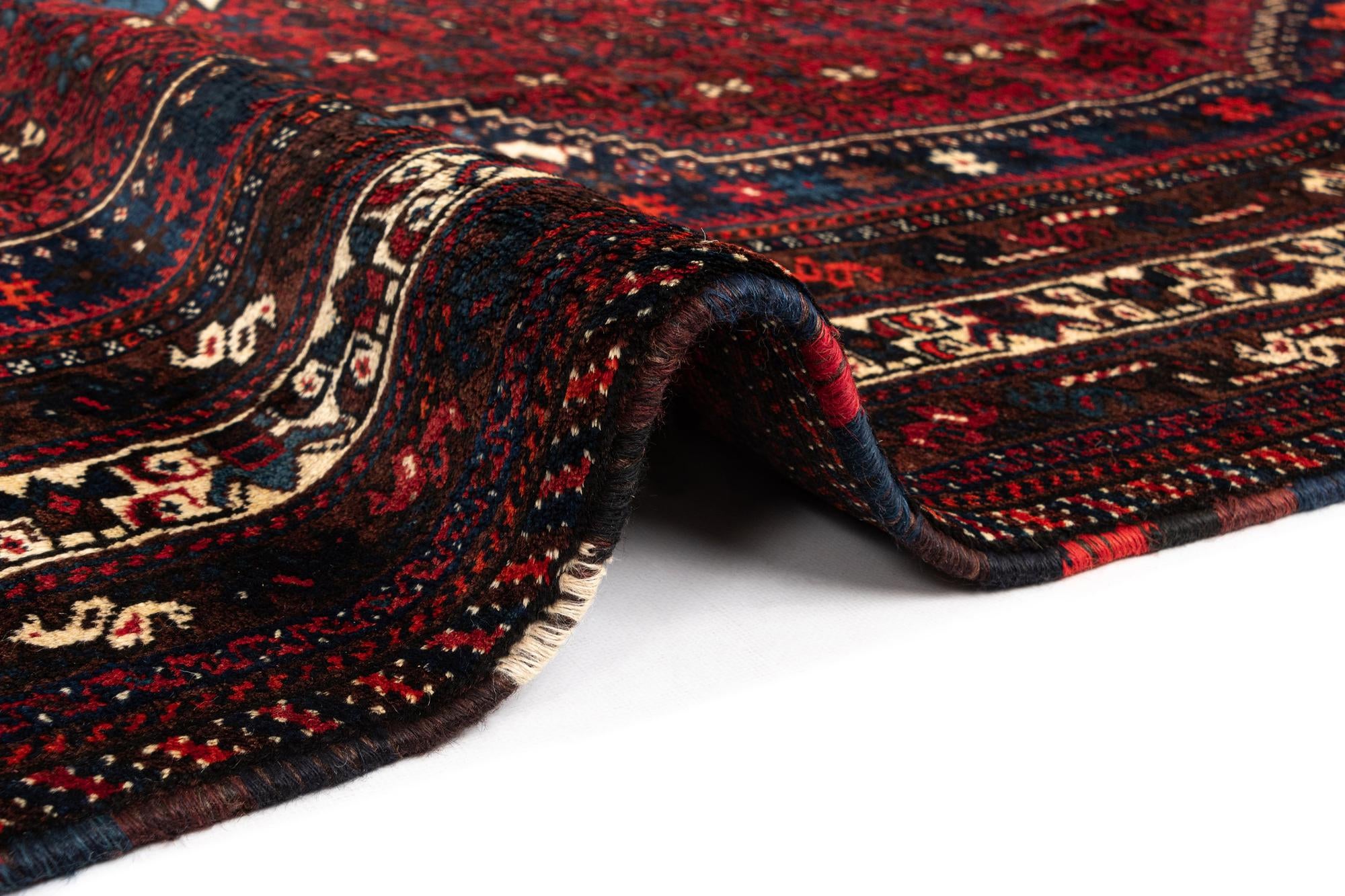 6' 8 x 9' 10 Shiraz Wool Rug