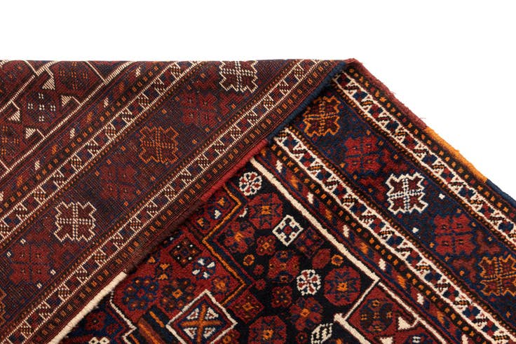 Detail image of 5' 3 x 7' Shiraz Wool Rug