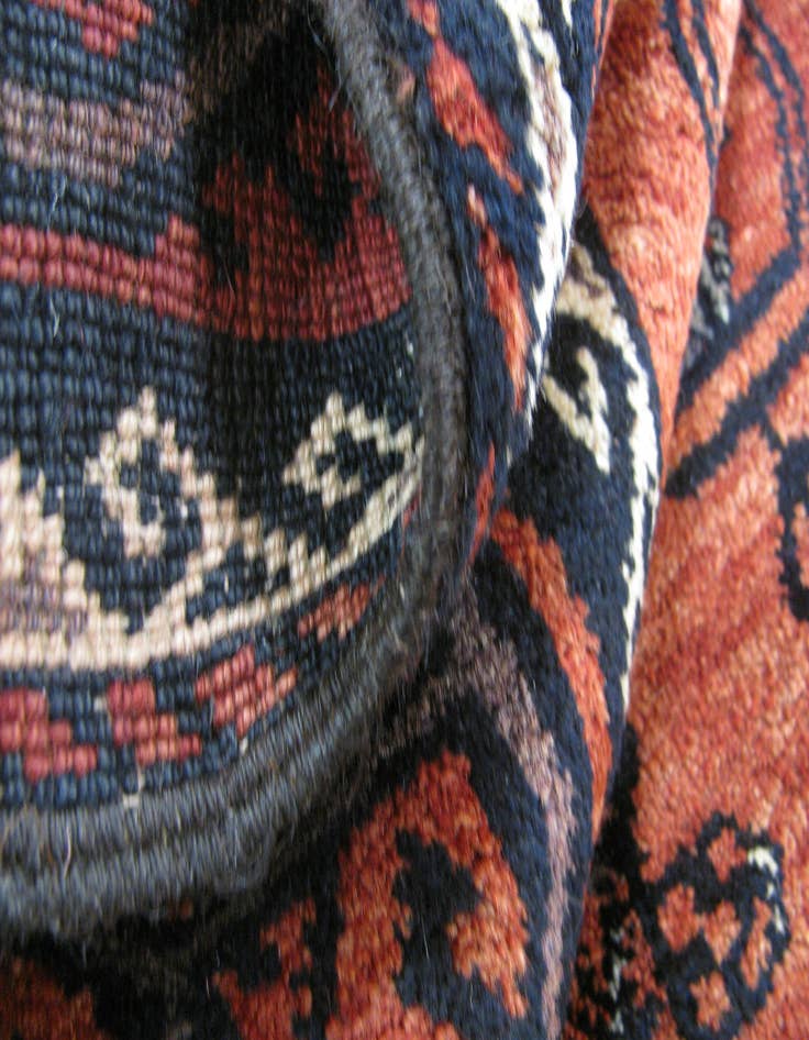 Detail image of 5' 1 x 10' Hand Knotted Shiraz Persian Wool Rug