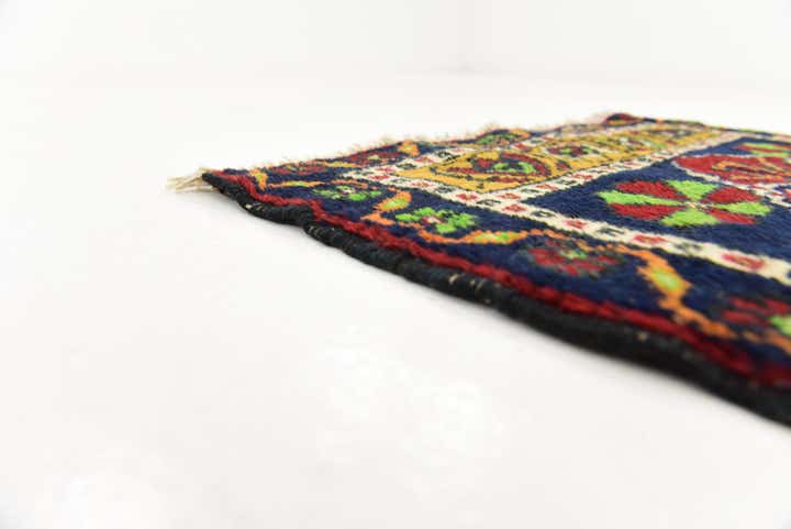 1' 9 x 3' 2 Hand Knotted Shiraz Persian Wool Rug