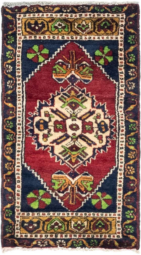 1' 9 x 3' 2 Hand Knotted Shiraz Persian Wool Rug