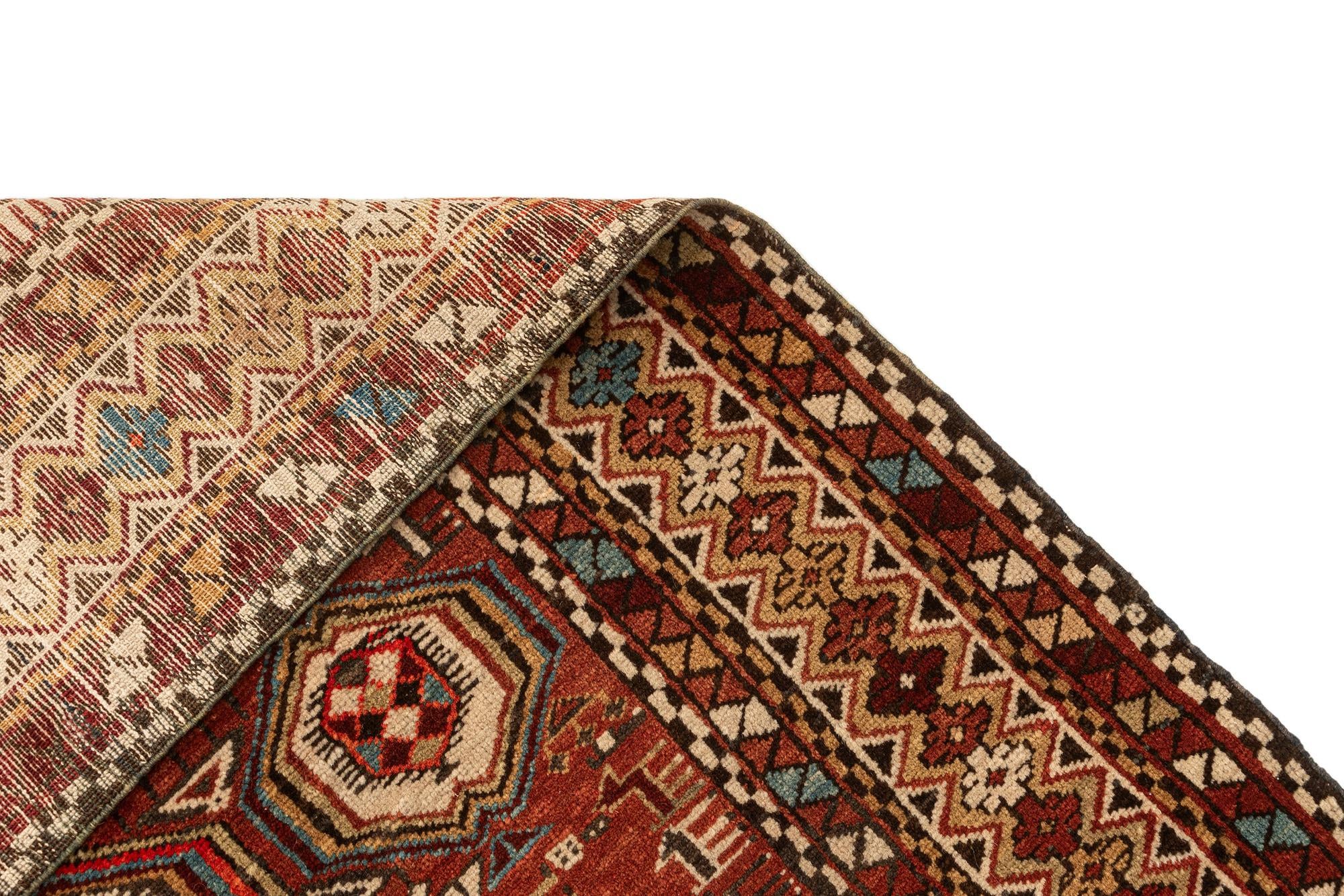 4' 6 x 4' 9 Shirvan Rug