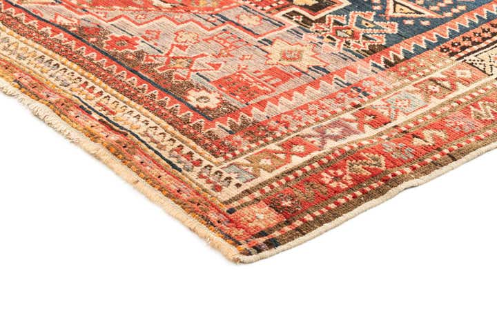 4' 9 x 7' 6 Shirvan Rug