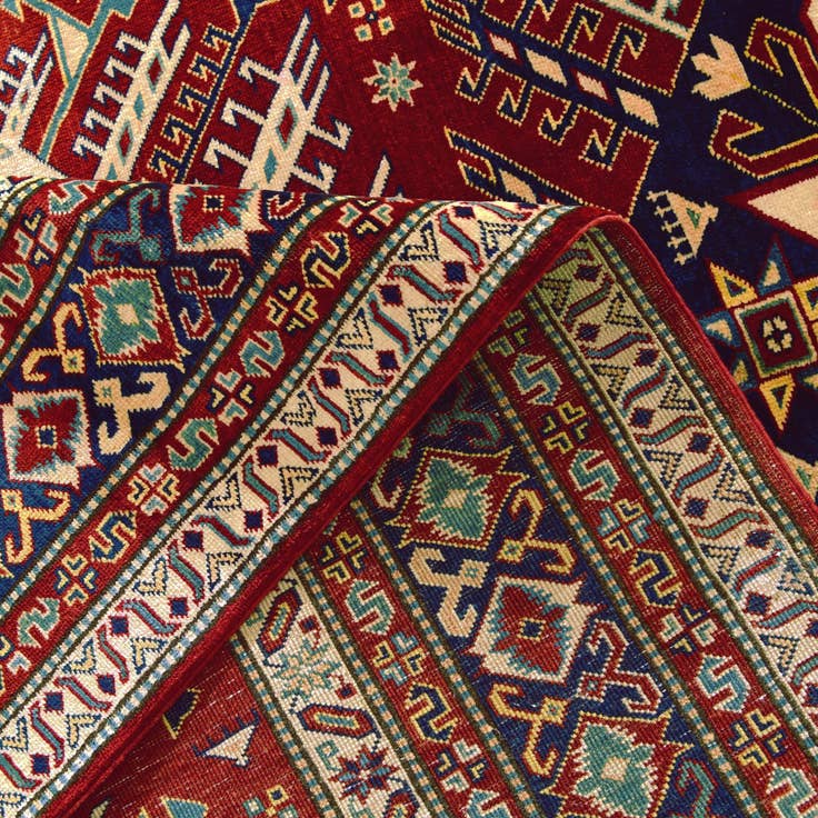 Detail image of 5' 10 x 8' 10 Hand Knotted Shirvan Rug