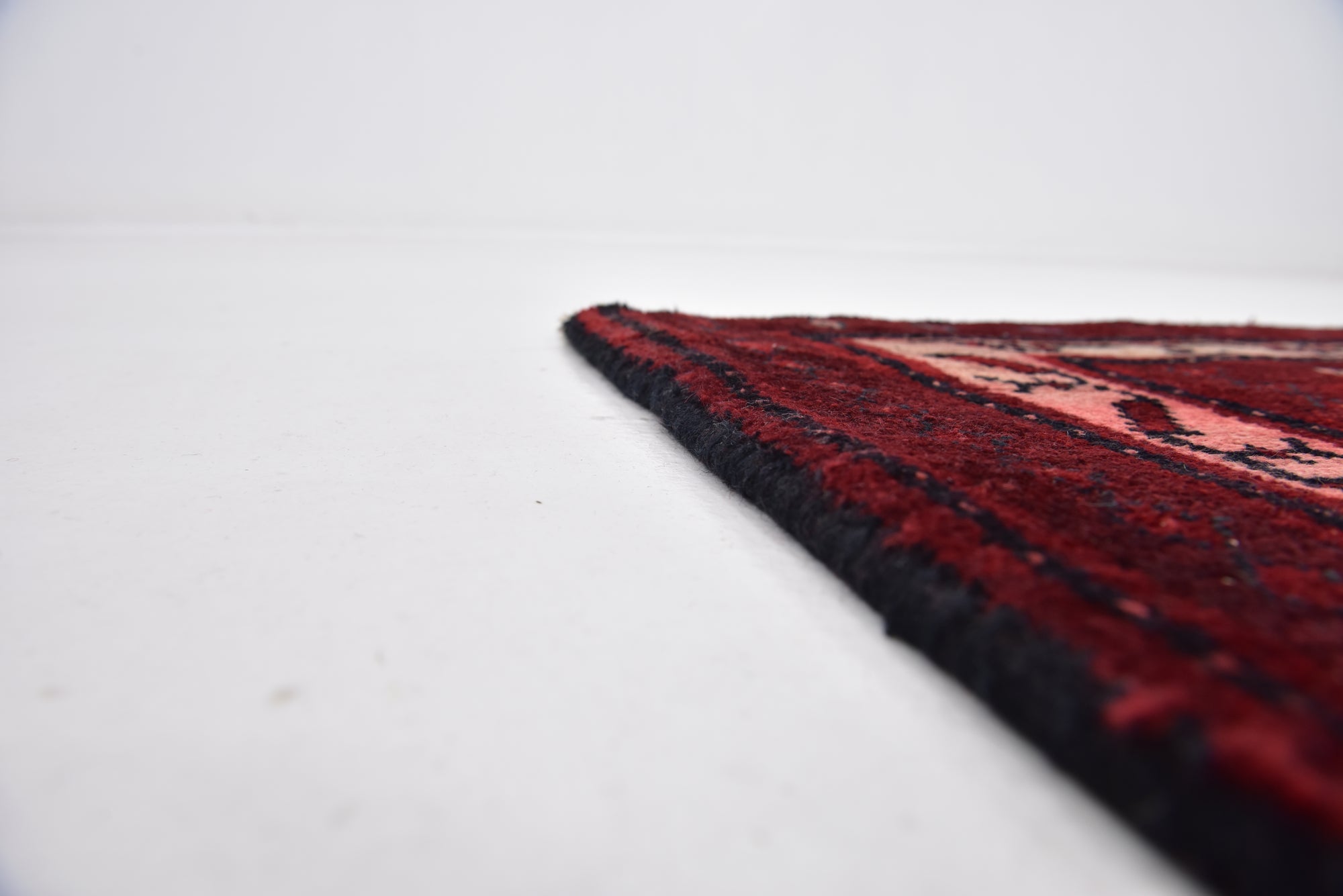 5' 2 x 9' Hand Knotted Sirjan Persian Wool Rug