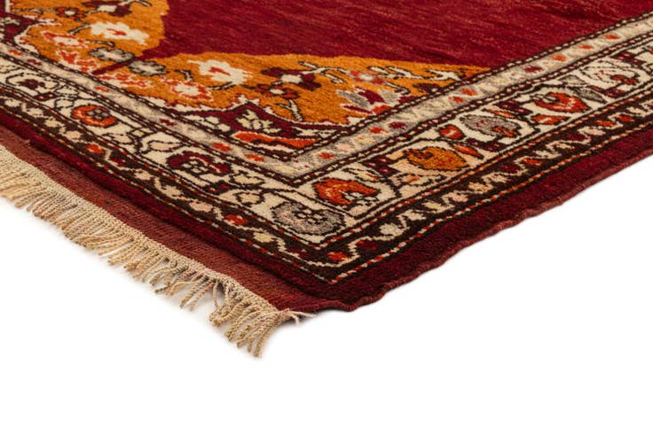 Detail image of 3' 3 x 5' 8 Sivas Rug