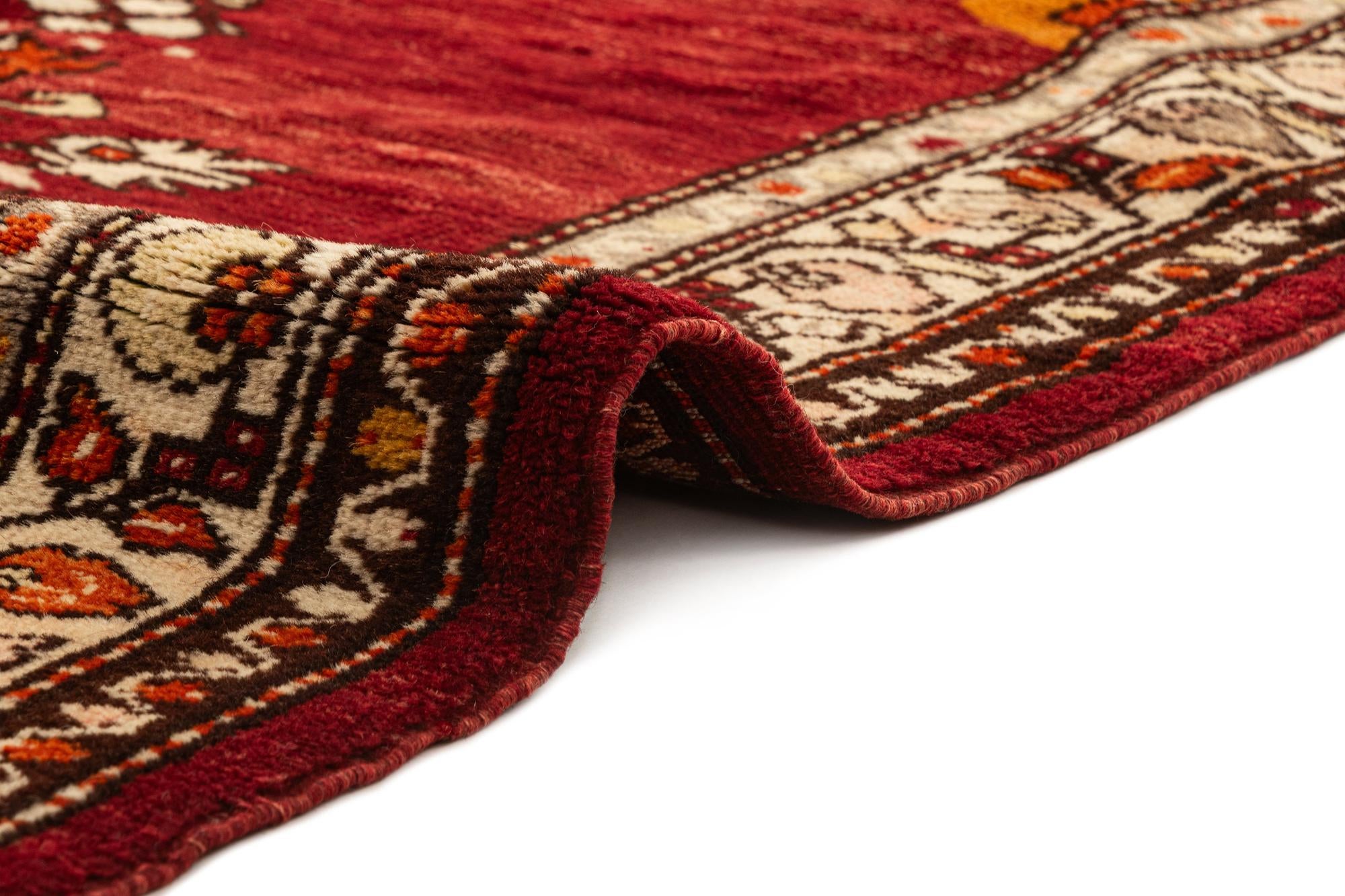 3' 3 x 5' 8 Sivas Rug