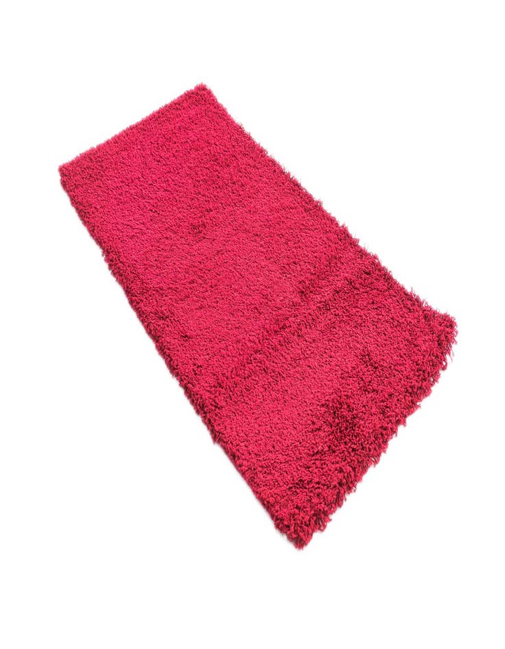 Detail image of 2' 8 x 5' Solid Shag Rug