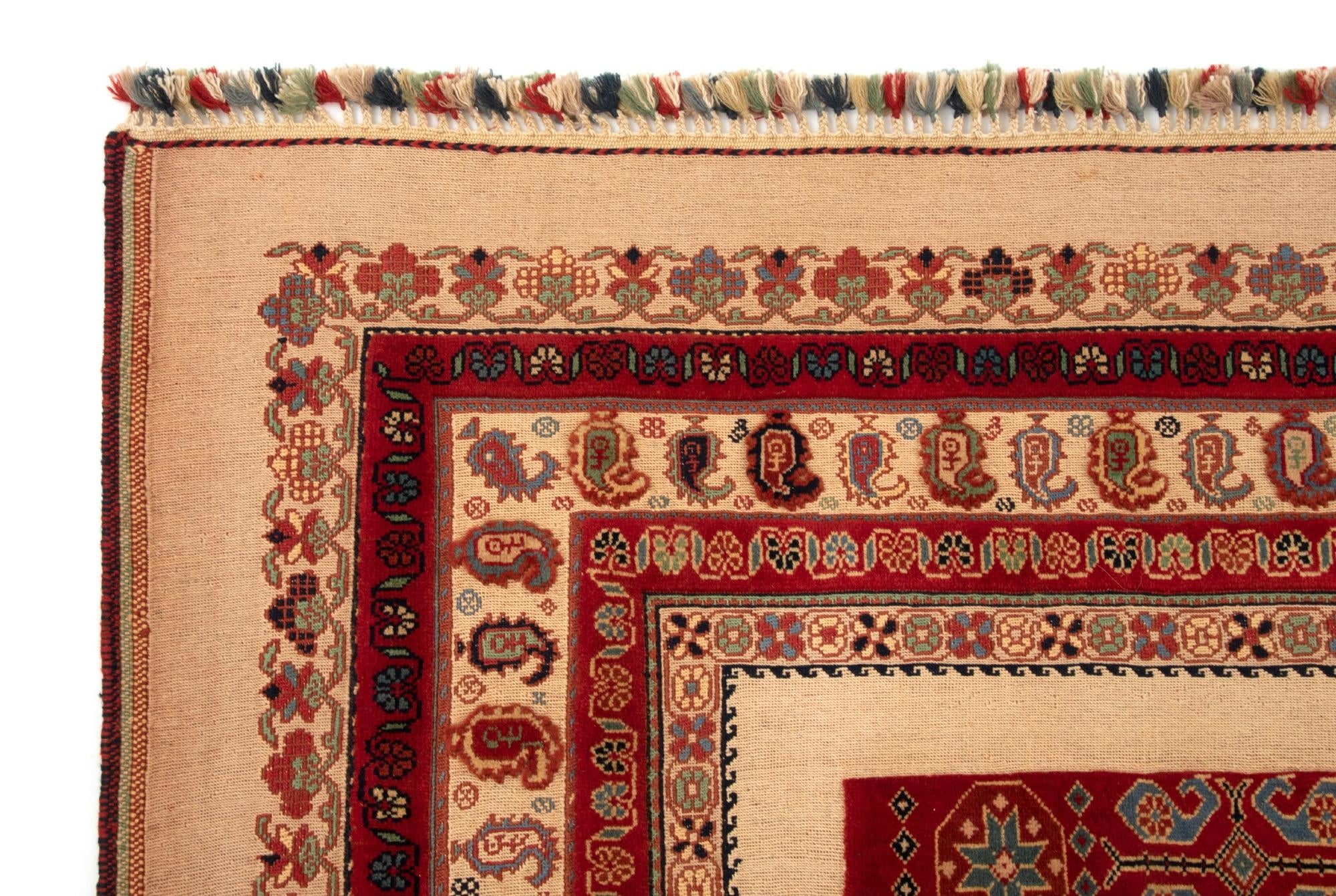 6' 7 x 9' 7 Sumak Kilim Rug