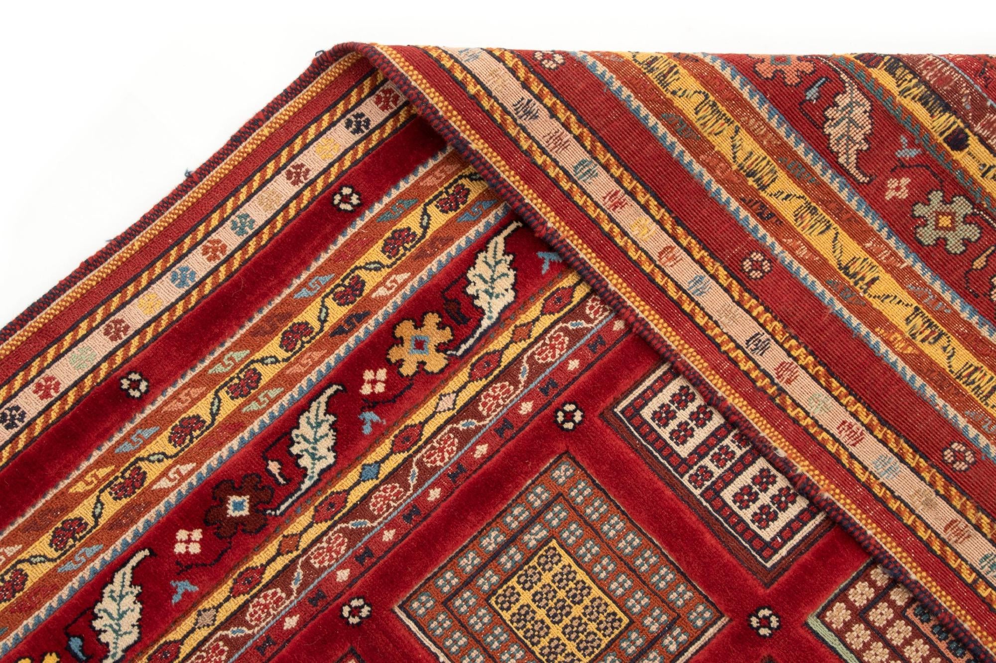 6' 10 x 9' 11 Sumak Kilim Rug