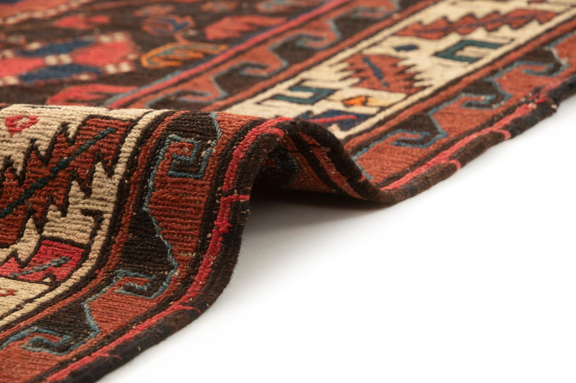 4' 7 x 9' 7 Sumak Rug