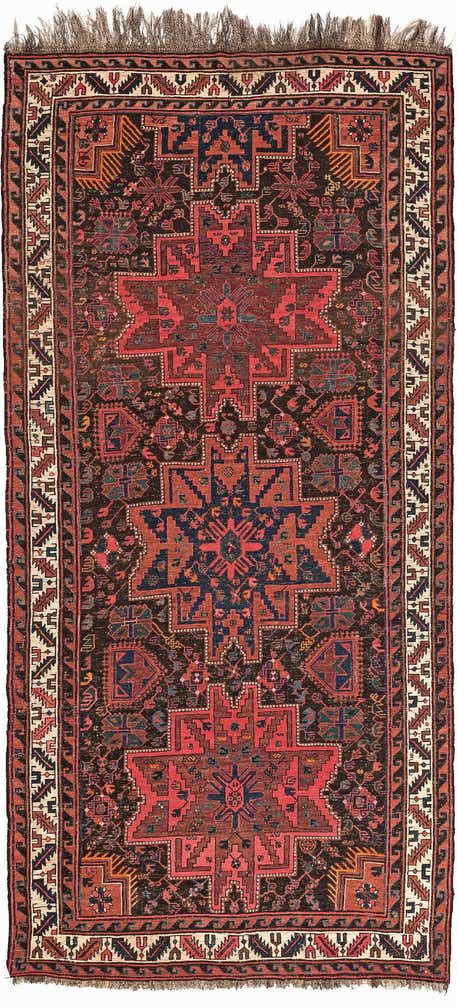 4' 7 x 9' 7 Sumak Rug