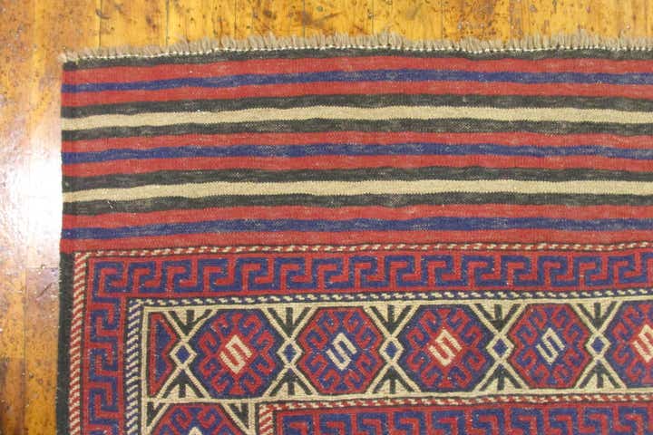 6' 5 x 9' 5 Hand Woven Sumak Wool Rug