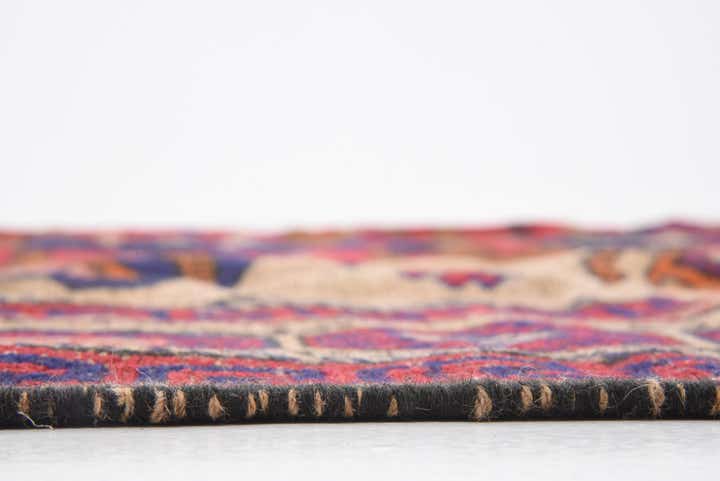 6' 5 x 9' 5 Hand Woven Sumak Wool Rug