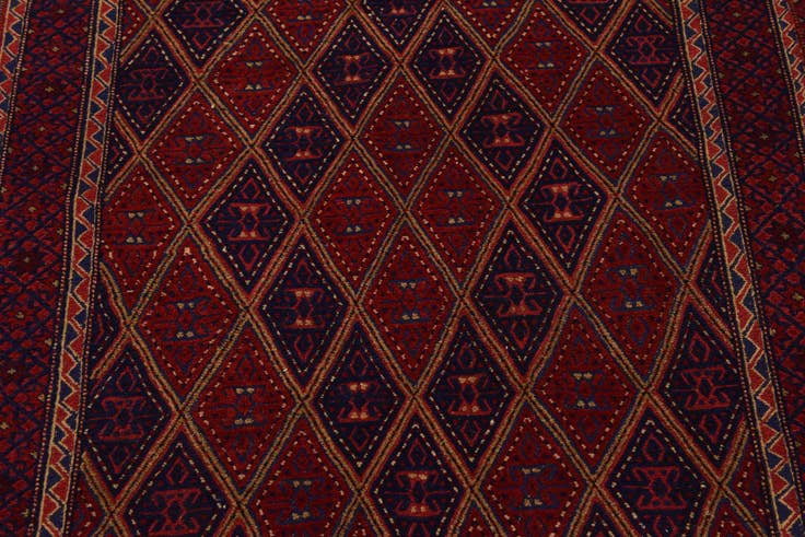 Detail image of 4' 10 x 6' 5 Hand Knotted Sumak Wool Rug