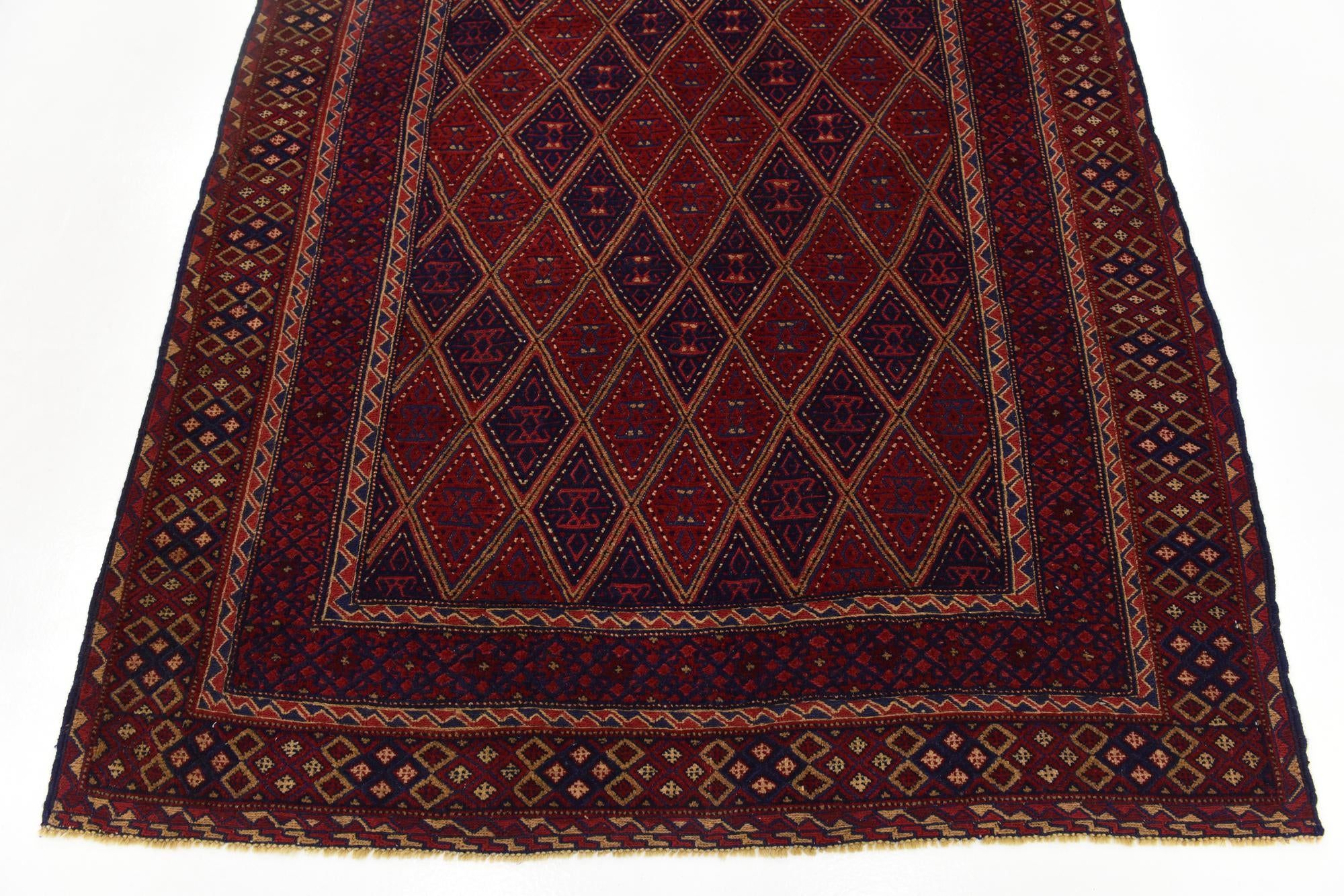 4' 10 x 6' 5 Hand Knotted Sumak Wool Rug