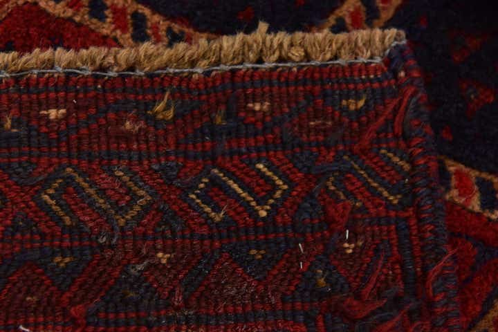 4' 10 x 6' 4 Hand Knotted Sumak Wool Rug