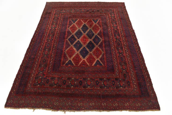 Detail image of 4' 10 x 6' 4 Hand Knotted Sumak Wool Rug