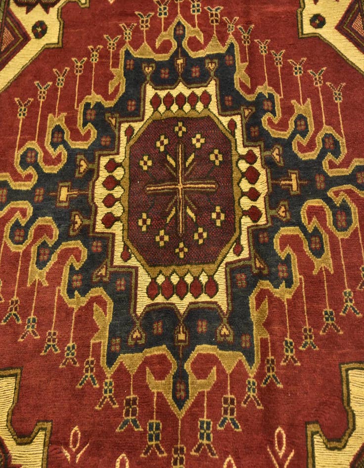 Detail image of 6' 6 x 9' 8  Hand Knotted Sumak Wool Rug