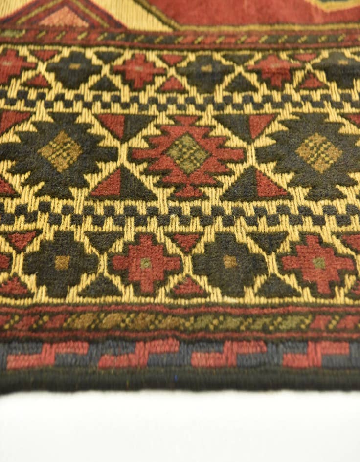 Detail image of 6' 6 x 9' 8  Hand Knotted Sumak Wool Rug