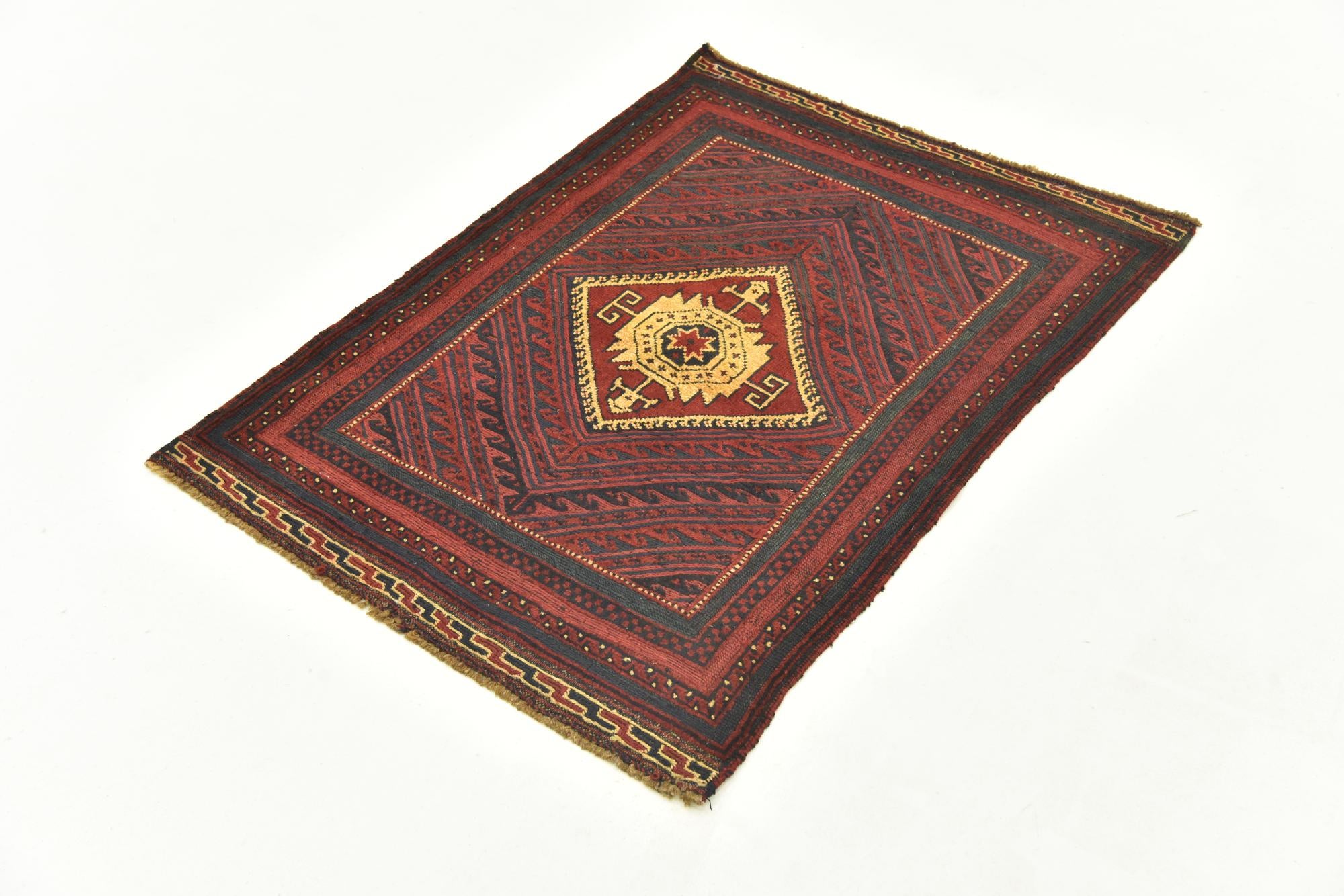 2' 10 x 4' Hand Knotted Sumak Wool Rug