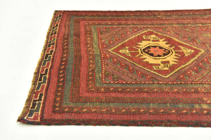 Detail image of 2' 7 x 4' Hand Knotted Sumak Wool Rug