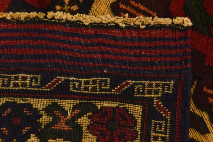2' 10 x 4' 6 Hand Knotted Sumak Wool Rug