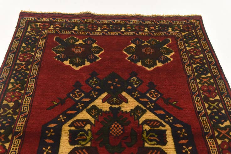 Detail image of 2' 10 x 4' 6 Hand Knotted Sumak Wool Rug