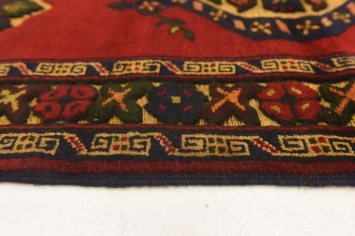 2' 10 x 4' 6 Hand Knotted Sumak Wool Rug