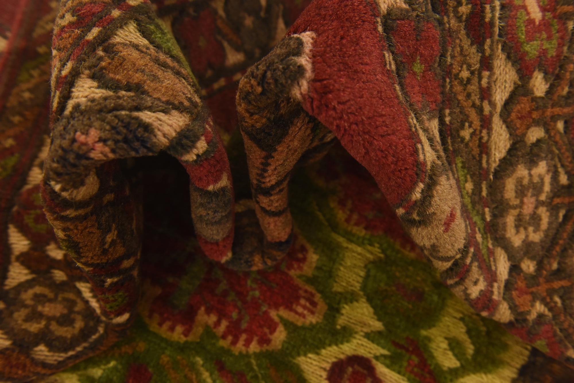 4' 2 x 6' 3 Hand Knotted Sumak Wool Rug