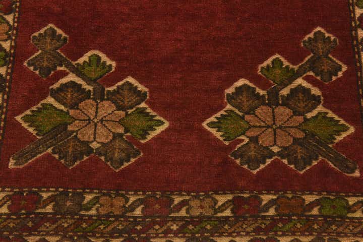 4' 2 x 6' 3 Hand Knotted Sumak Wool Rug