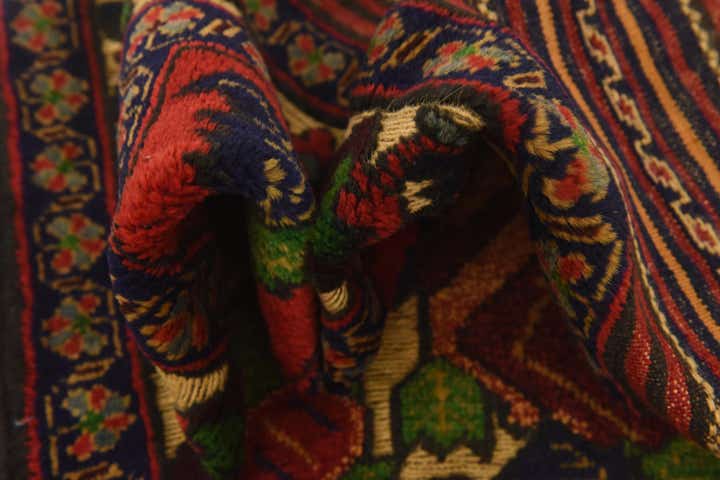 4' 3 x 6' 5 Hand Knotted Sumak Wool Rug