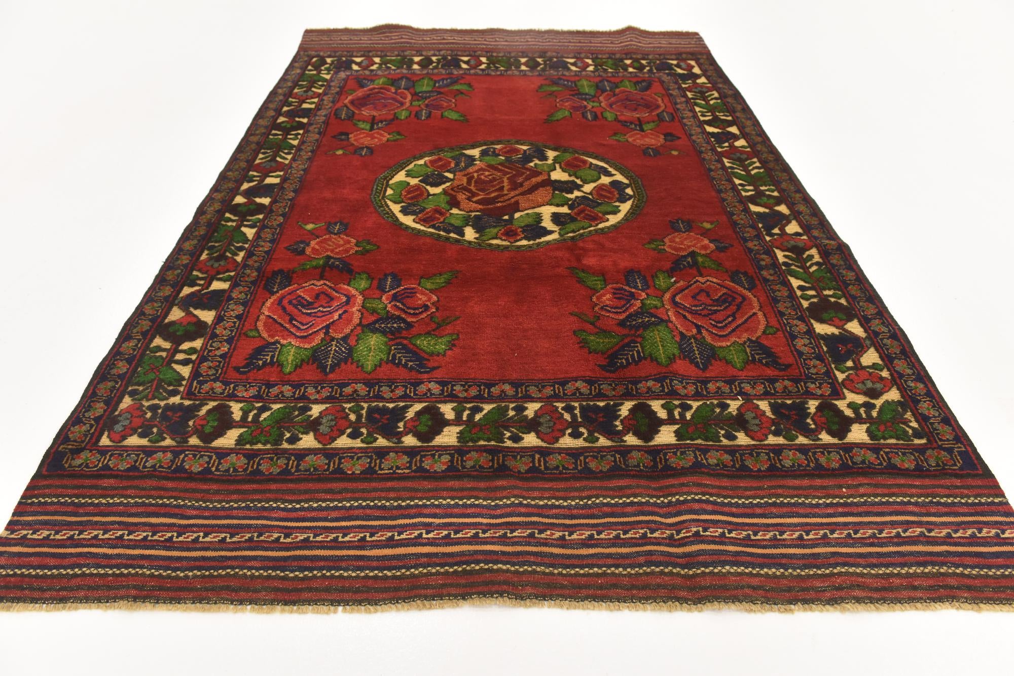 4' 3 x 6' 5 Hand Knotted Sumak Wool Rug