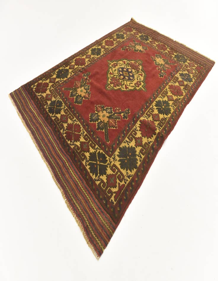 Detail image of 4' 2 x 6' 2 Hand Knotted Sumak Wool Rug