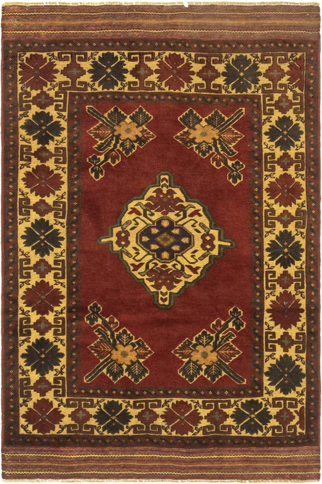 Detail image of 4' 2 x 6' 2 Hand Knotted Sumak Wool Rug