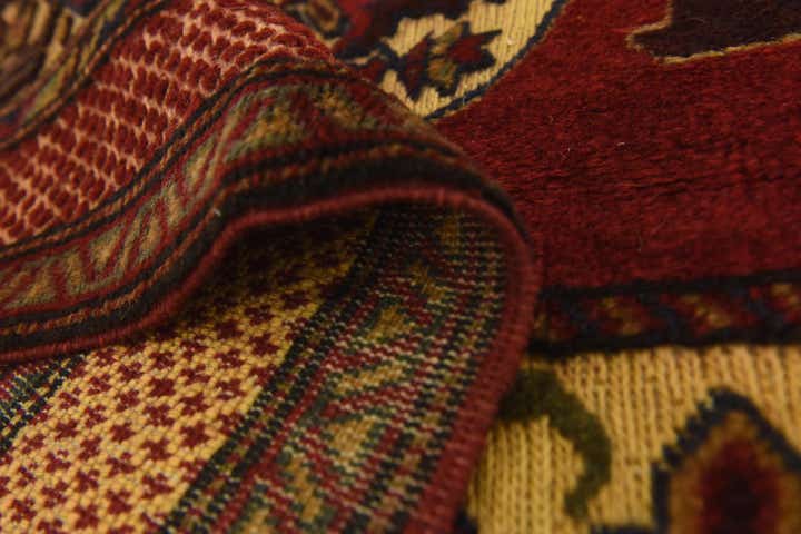 3' 11 x 6' Hand Knotted Sumak Wool Rug