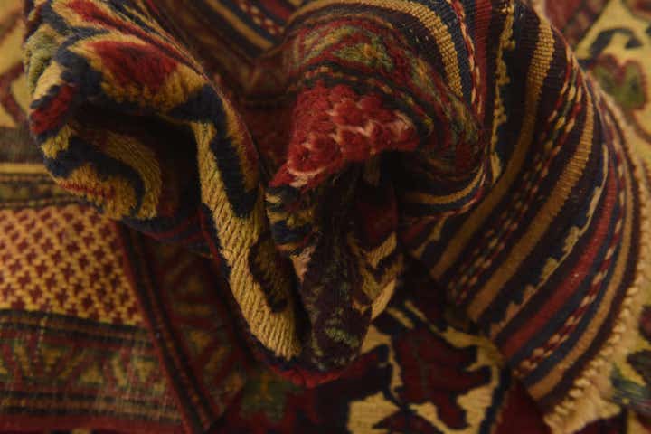3' 11 x 6' Hand Knotted Sumak Wool Rug