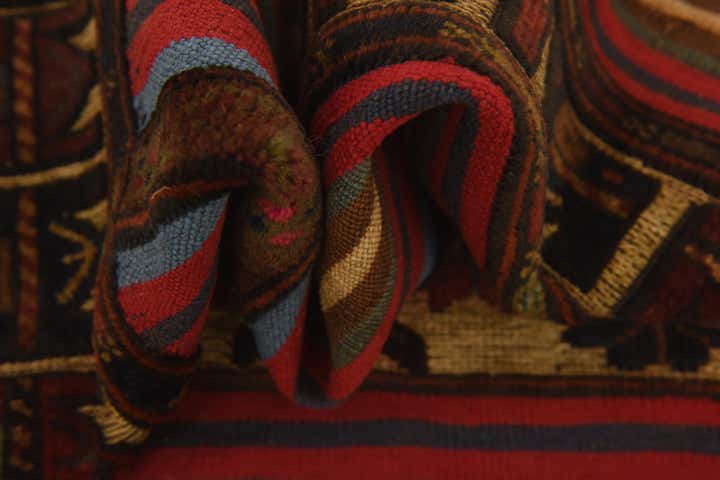 2' 10 x 5' Hand Knotted Sumak Wool Rug