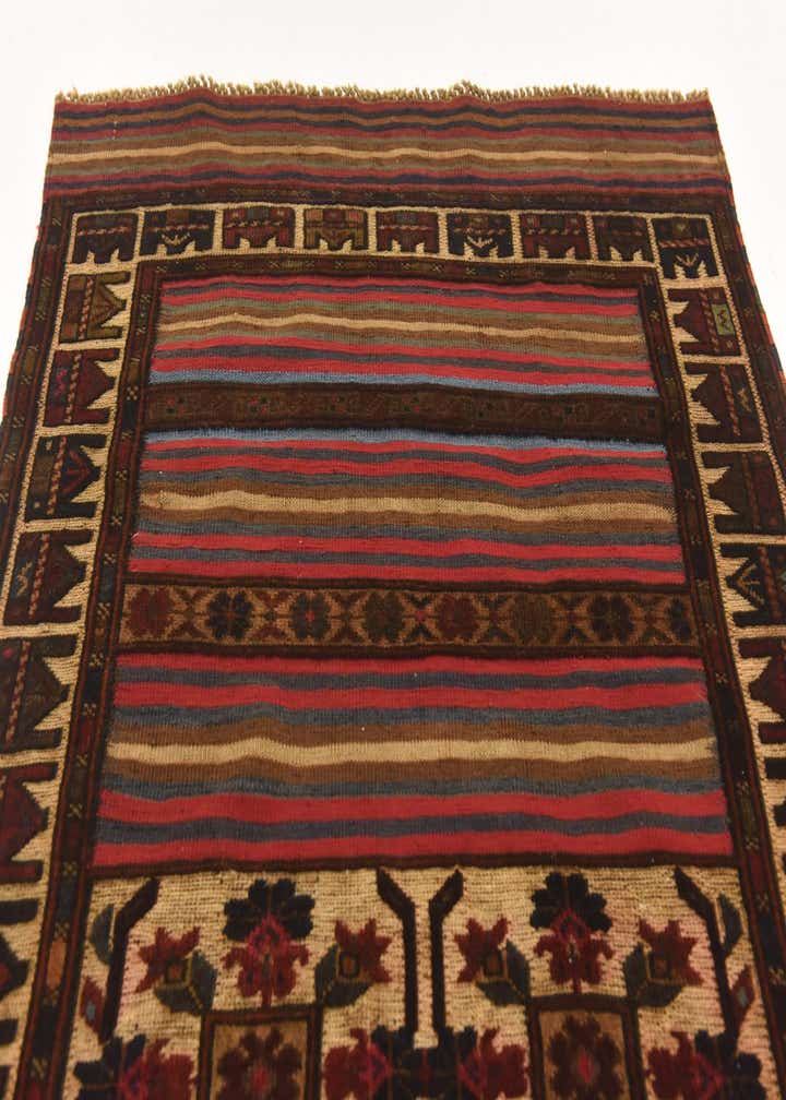 2' 10 x 5' Hand Knotted Sumak Wool Rug