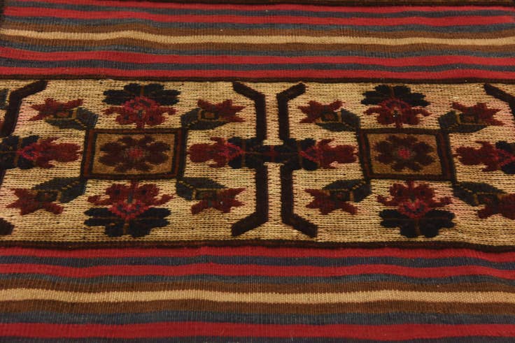 Detail image of 2' 10 x 5' Hand Knotted Sumak Wool Rug