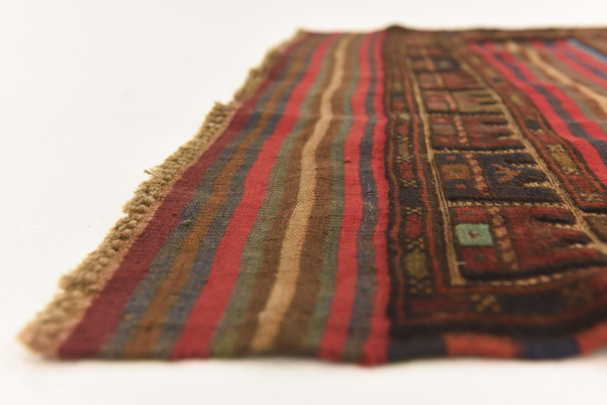 2' 10 x 5' Hand Knotted Sumak Wool Rug