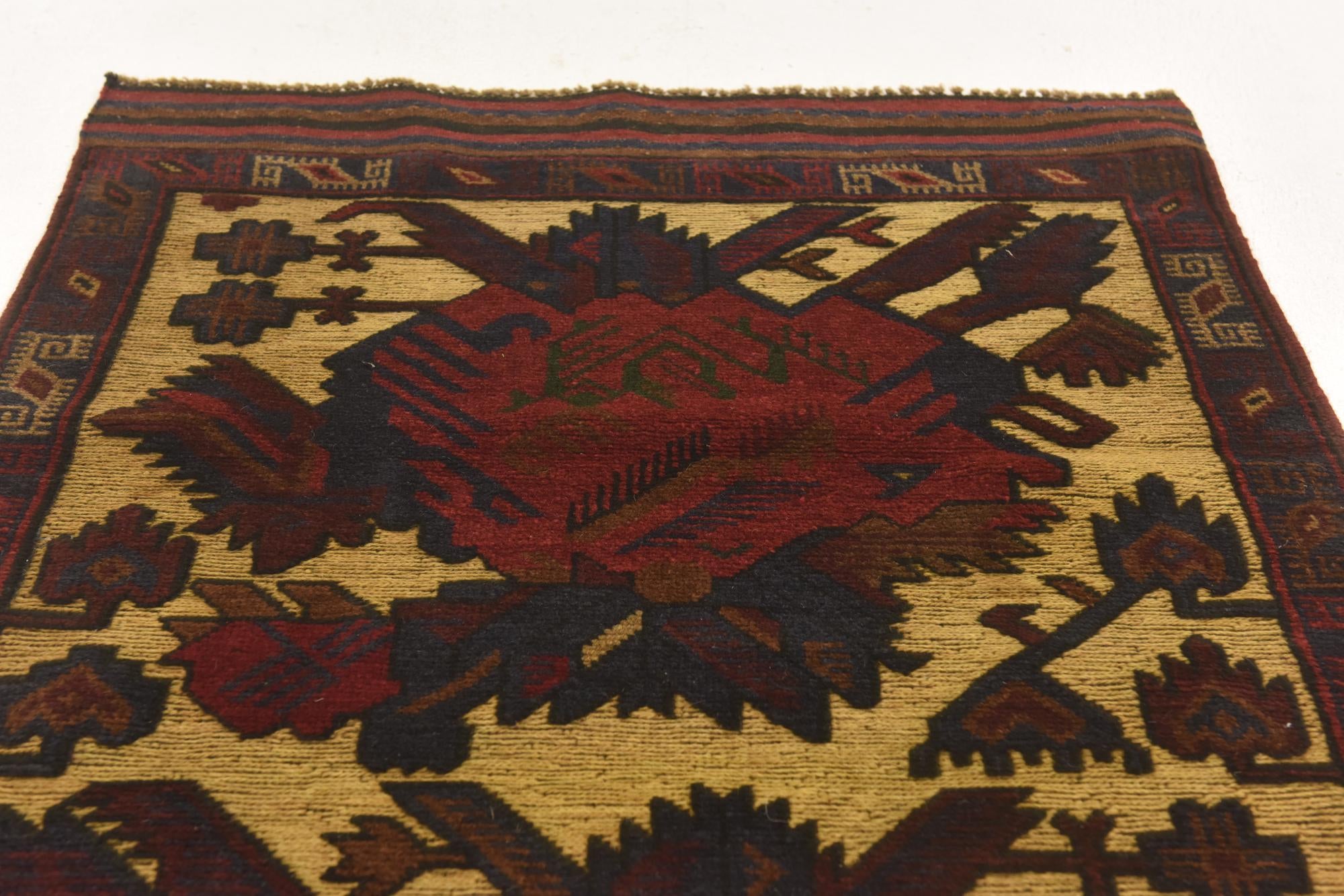 2' 10 x 4' 10 Hand Knotted Sumak Wool Rug