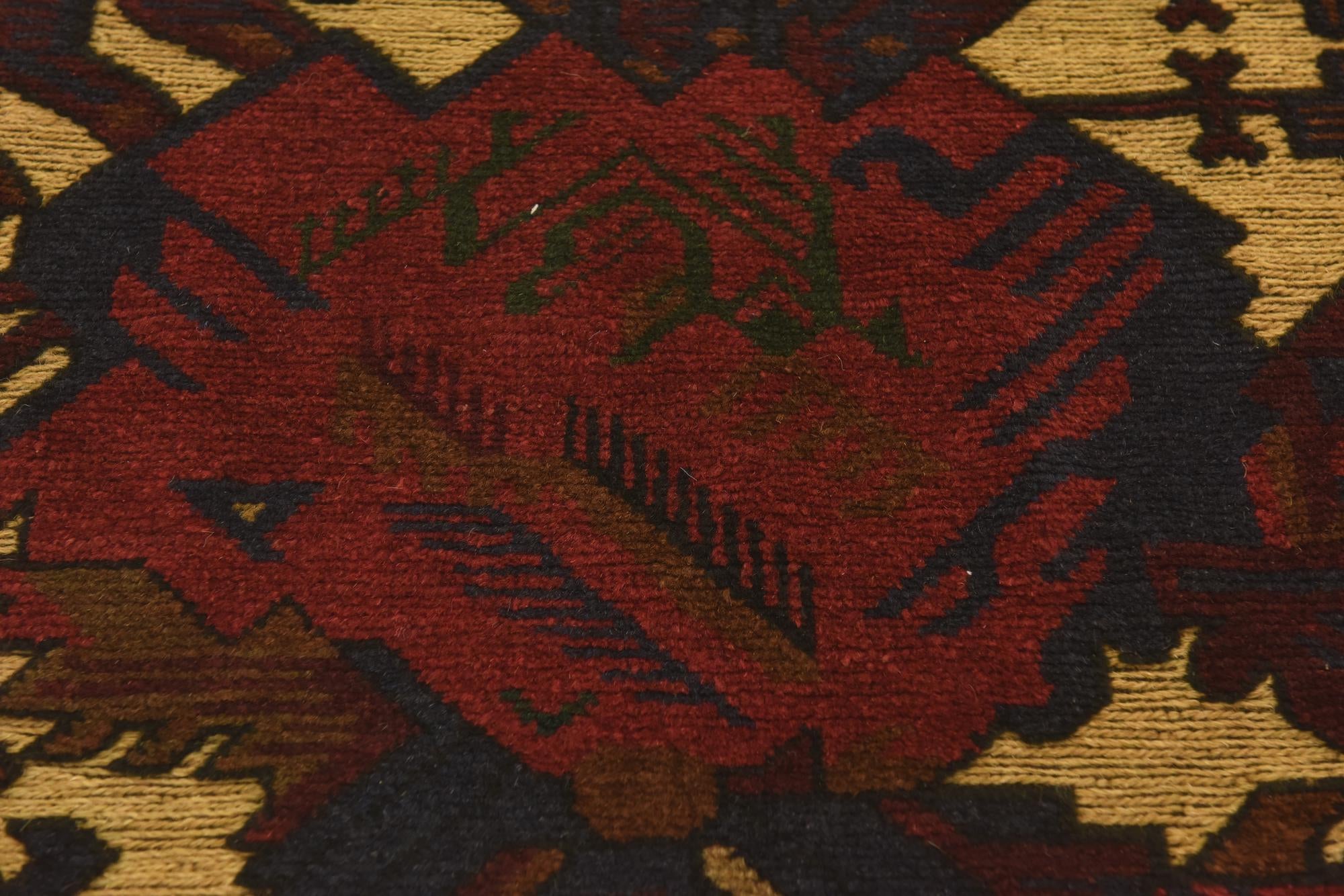 2' 10 x 4' 10 Hand Knotted Sumak Wool Rug