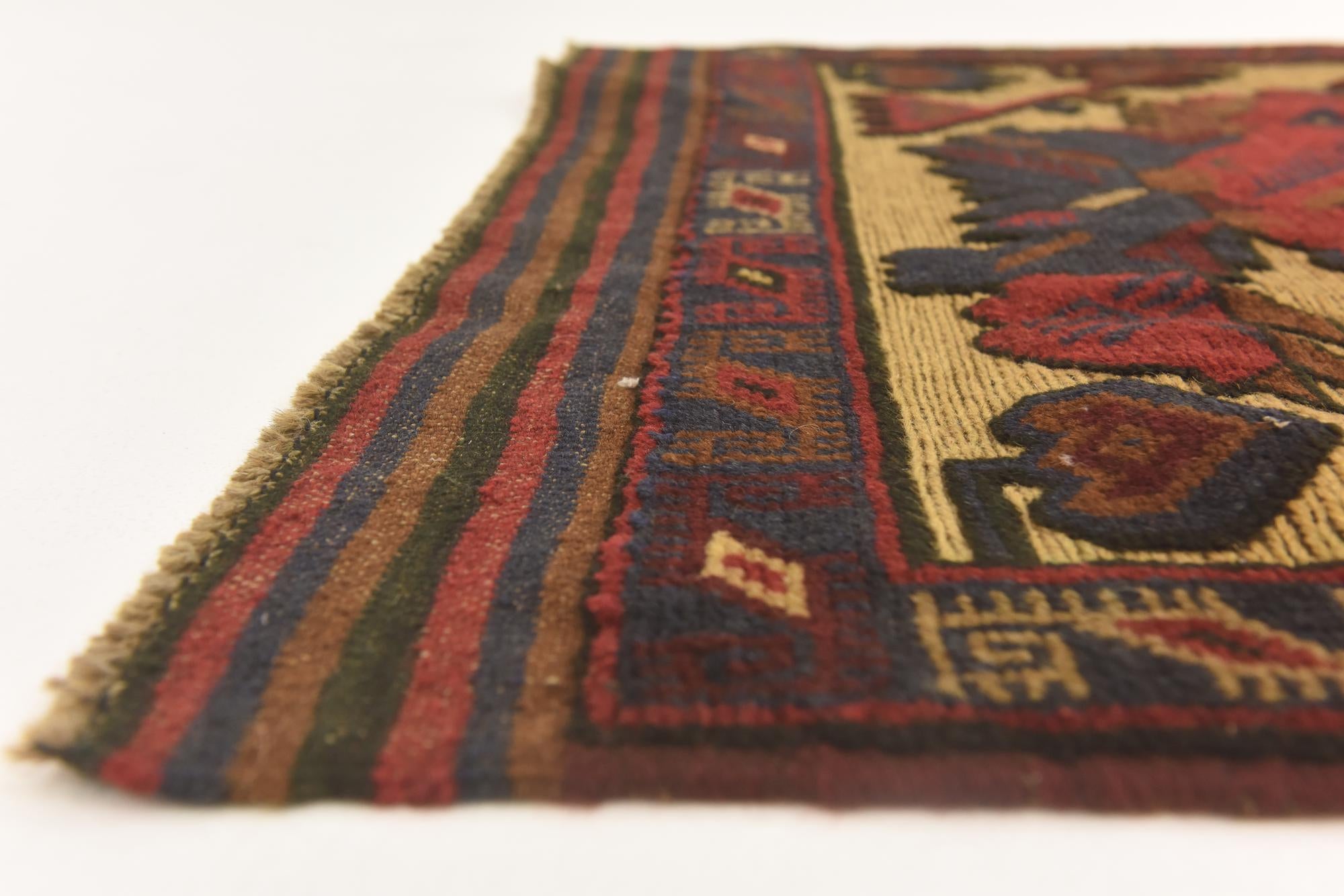 2' 10 x 4' 10 Hand Knotted Sumak Wool Rug