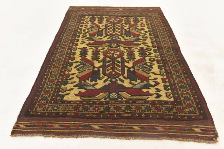 Detail image of 2' 10 x 4' 10 Hand Knotted Sumak Wool Rug