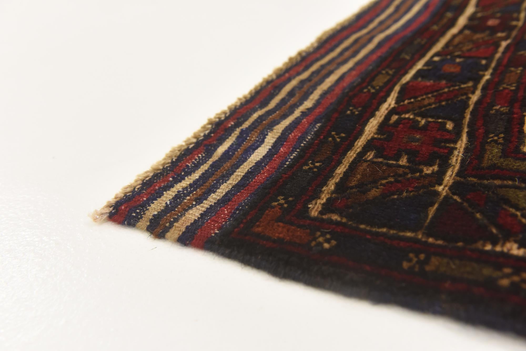 3' x 4' 4 Hand Knotted Sumak Wool Rug