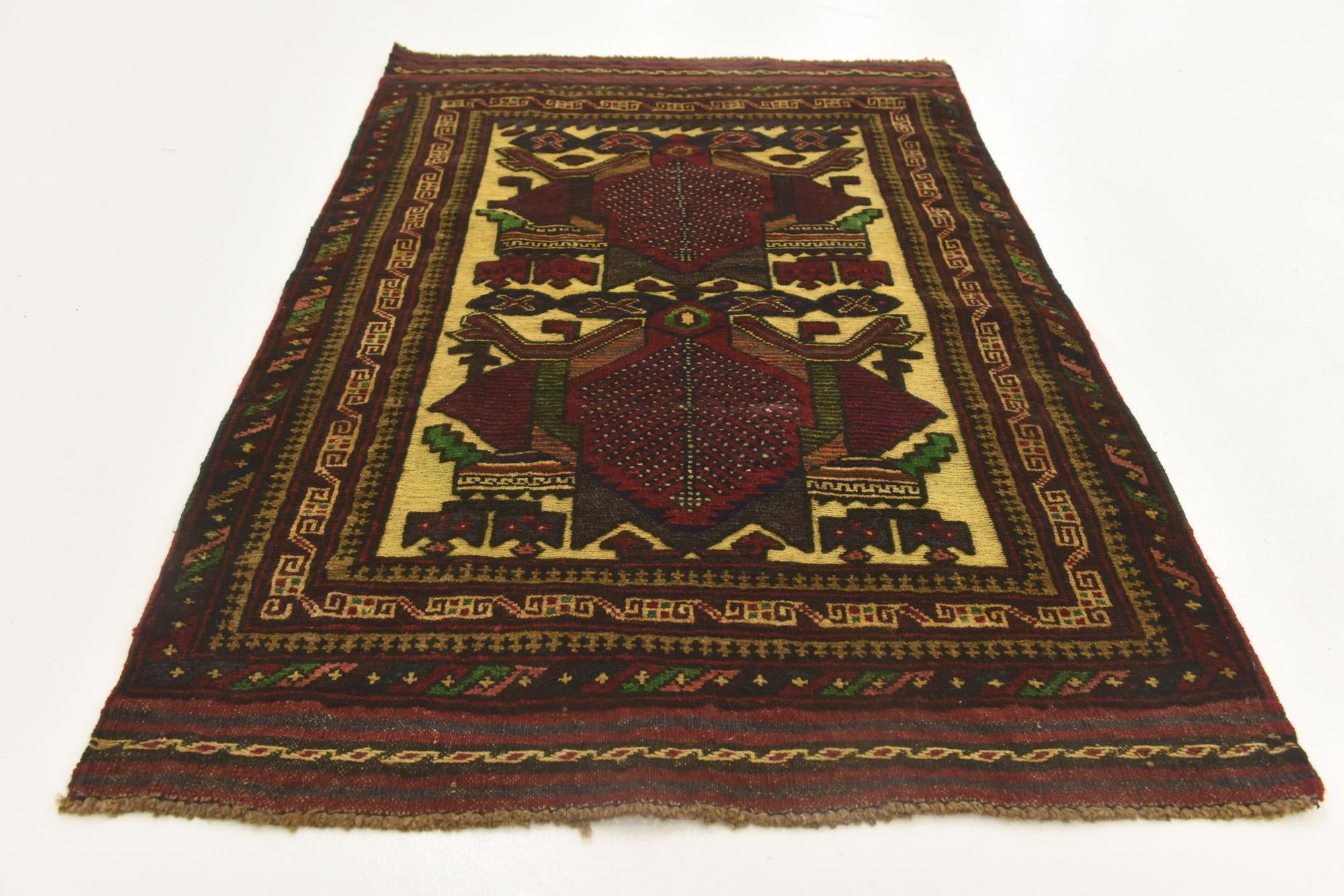 3' x 4' 5 Hand Knotted Sumak Wool Rug