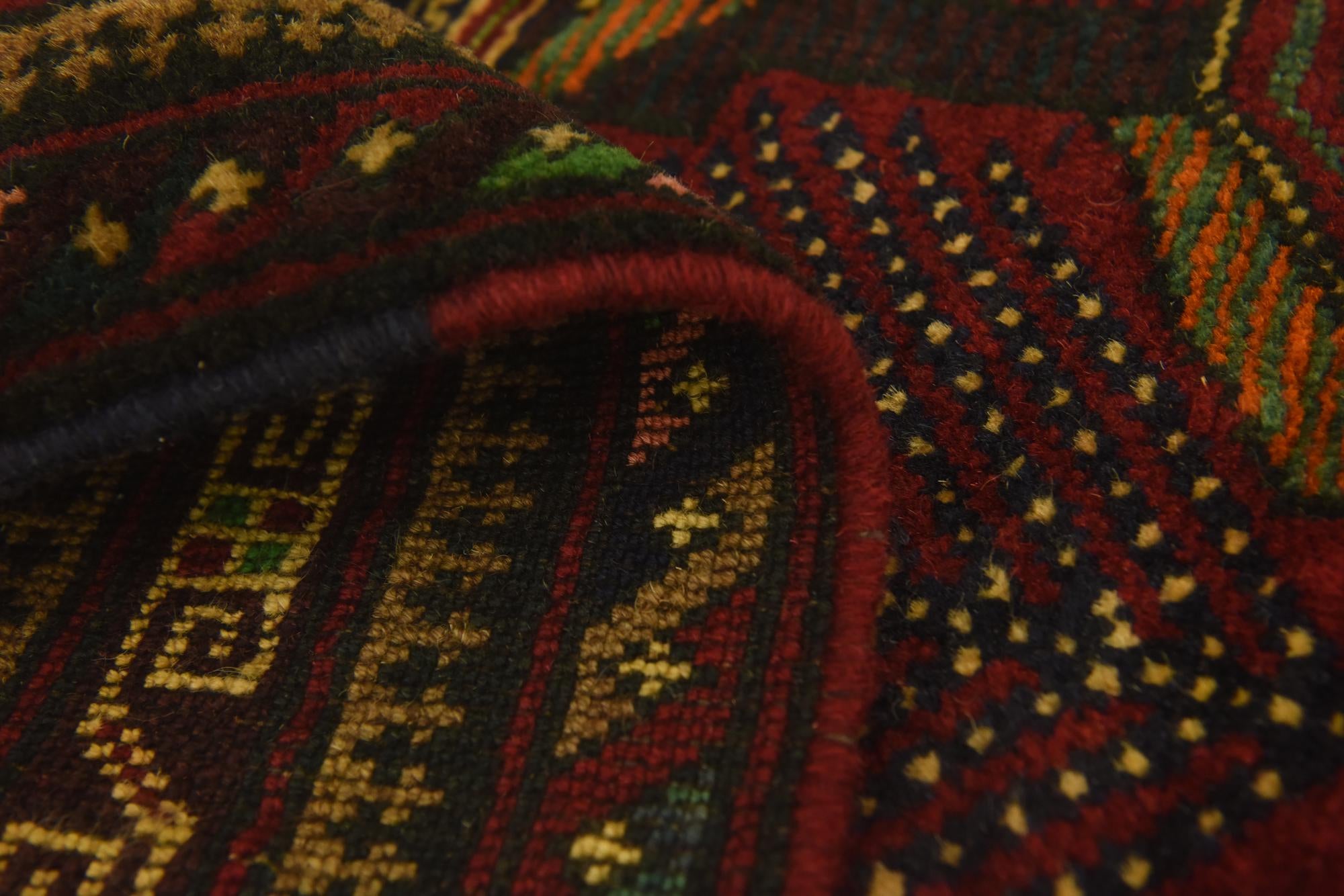 3' x 4' 5 Hand Knotted Sumak Wool Rug