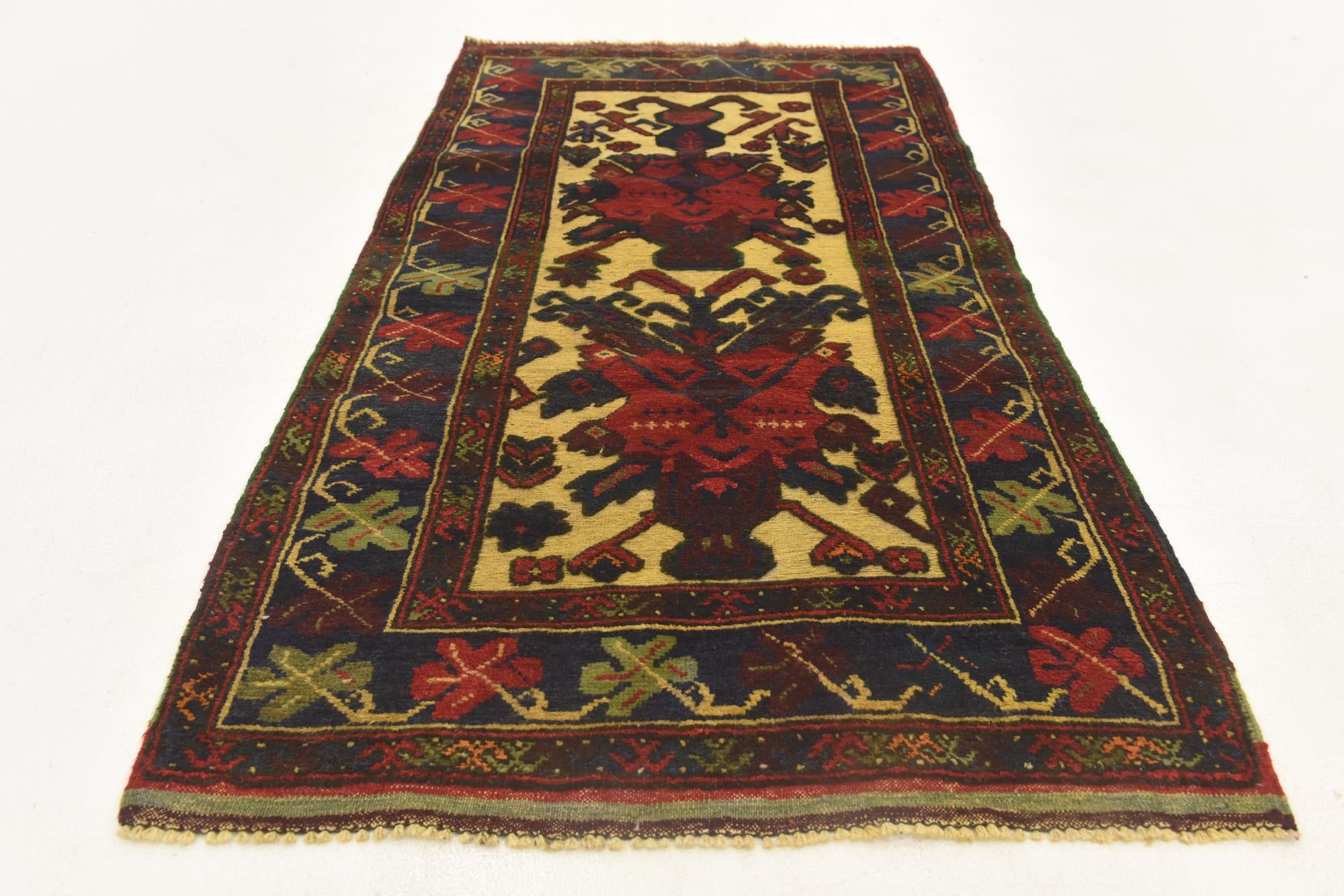 2' 9 x 5' Hand Knotted Sumak Wool Rug