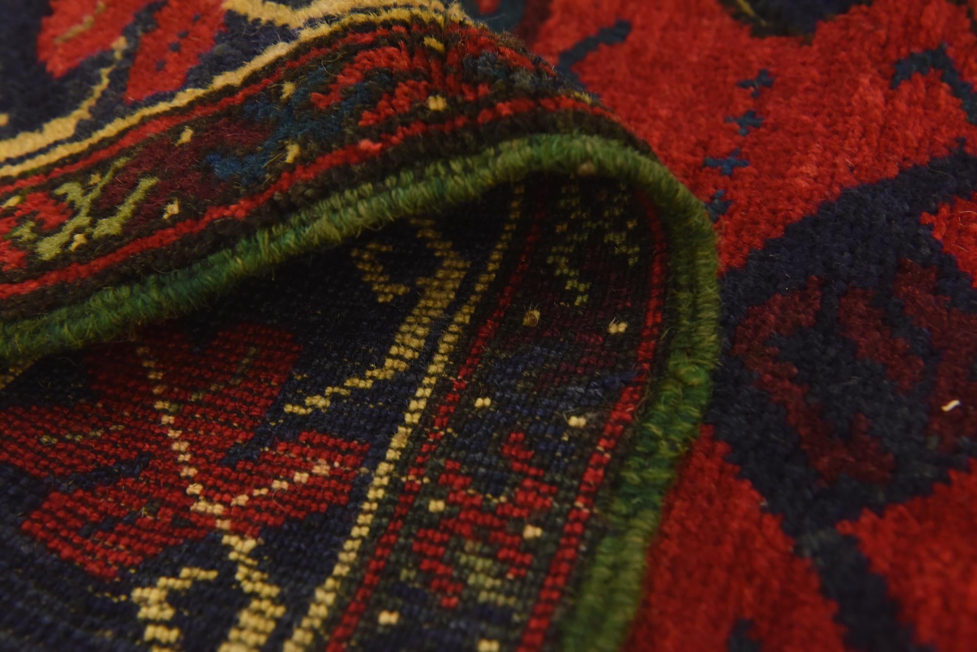 2' 9 x 5' Hand Knotted Sumak Wool Rug